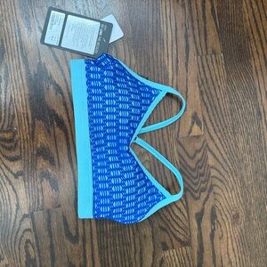 Lorna Jane Blue Patterned Sports Bra